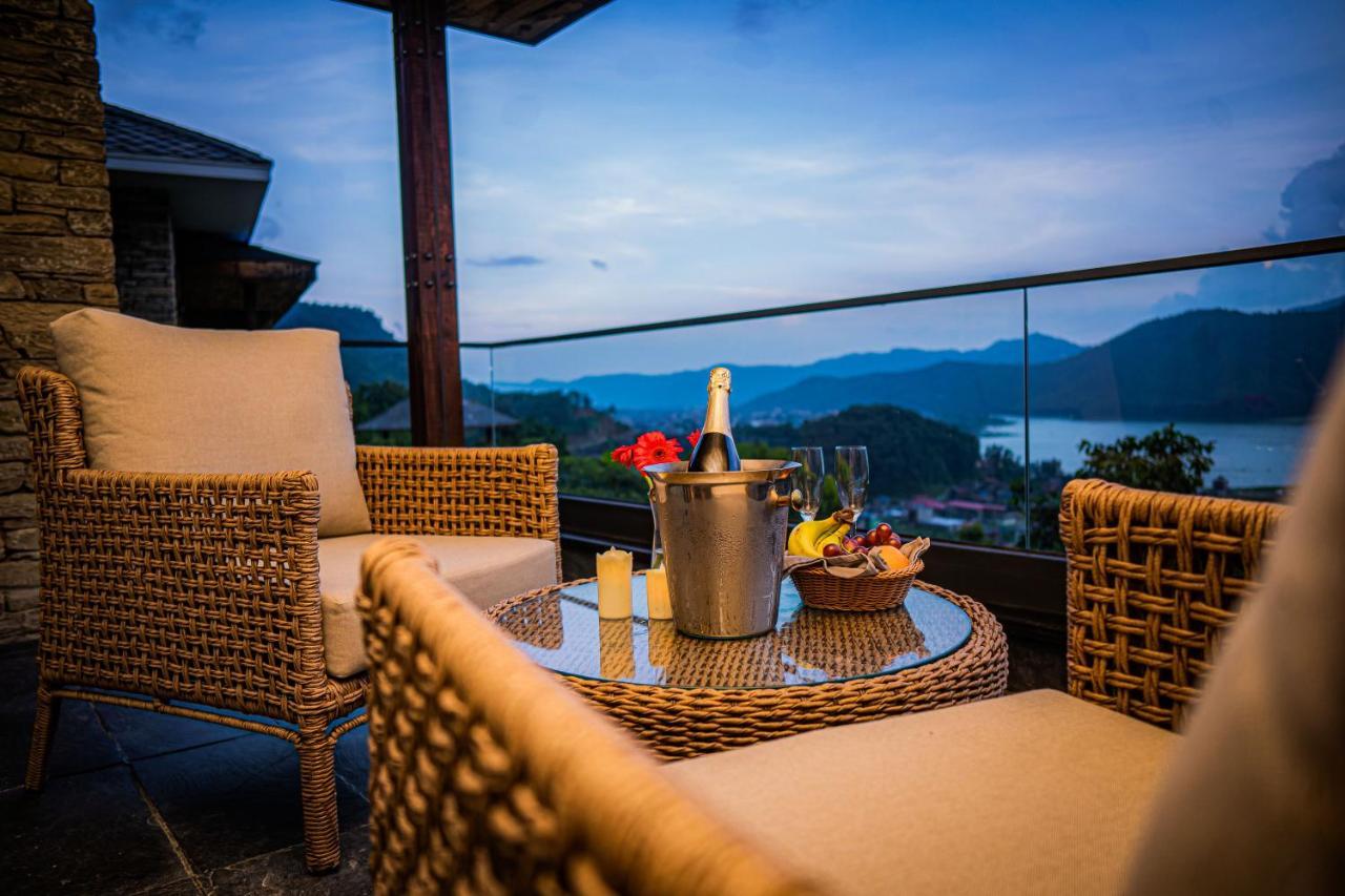 Dorje'S Resort And Spa Pokhara Exterior photo